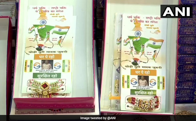 "Wear Masks": Gujarat Traders Sell <i>Rakhis</i> With COVID Precautionary Quotes