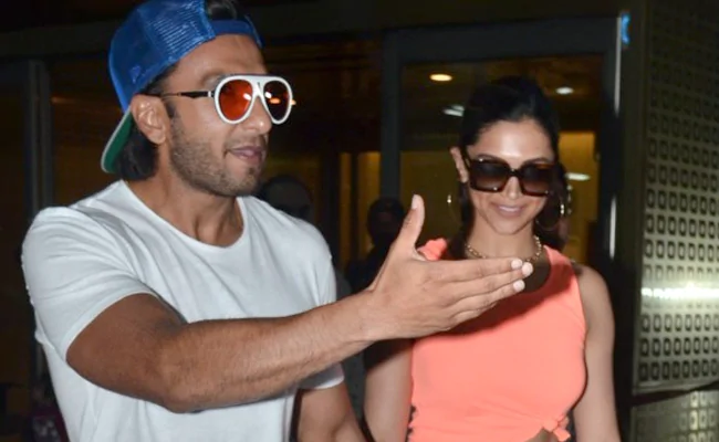 Hey Ranveer Singh, Deepika Padukone Wants You To "Explain" This