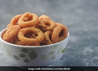 Indian Cooking Tips: The Crunchy South Indian Murukku; Three Ways (Watch Recipes Inside) Indian Cooking Tips: The Crunchy South Indian Murukku; Three Ways (Watch Recipes Inside)