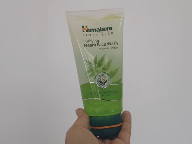 Beauty Review: Himalaya Herbals Purifying Neem Face Wash