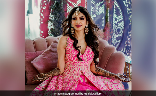 Dreamy Pics From Miheeka Bajaj's <i>Mehendi</i> Ceremony