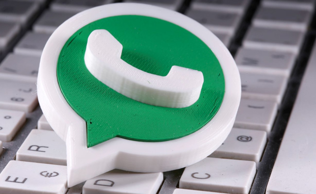 WhatsApp Delays New Privacy Policy, But It's Still Sharing Data With Facebook