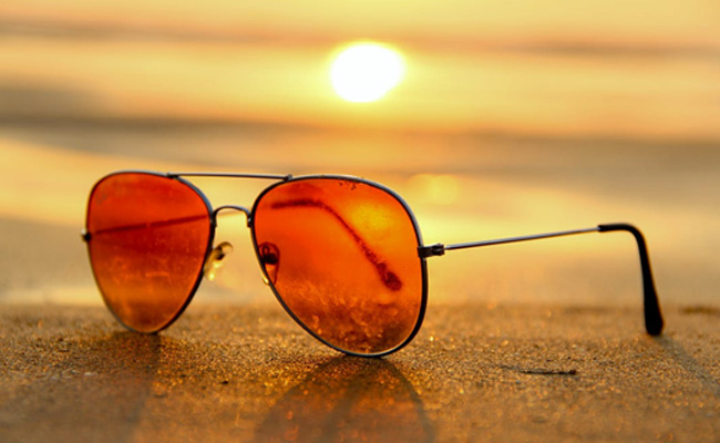 5 Stylish Aviator Sunglasses You Need To Own