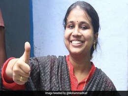 She Can't See But Cracked UPSC Exam Anyway. How She Did It - In Mohd Kaif's Tweet She Can't See But Cracked UPSC Exam Anyway. How She Did It - In Mohd Kaif's Tweet