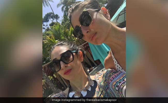 Kareena And Karisma Kapoor's Swag Makes This Selfie Perfect