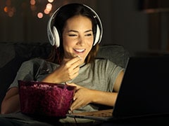 Why Do We Overeat While Watching TV? Here's What Experts Say Why Do We Overeat While Watching TV? Here's What Experts Say