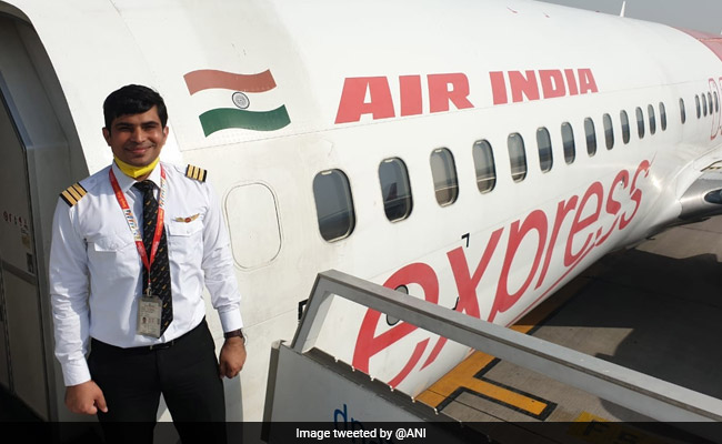 Air India Express Staff Pay Tribute To Kerala Plane Co-Pilot, Family Wants Job For Wife