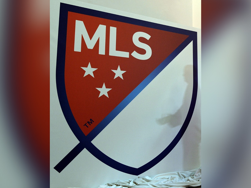 MLS Backs Players Booed For Kneeling During Anthem