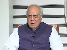 कांग्रेस ''कमजोर'' हो रही लेकिन वरिष्ठ नेता आज़ाद के अनुभव का उपयोग नहीं हो रहा : कपिल सिब्बल कांग्रेस ''कमजोर'' हो रही लेकिन वरिष्ठ नेता आज़ाद के अनुभव का उपयोग नहीं हो रहा : कपिल सिब्बल