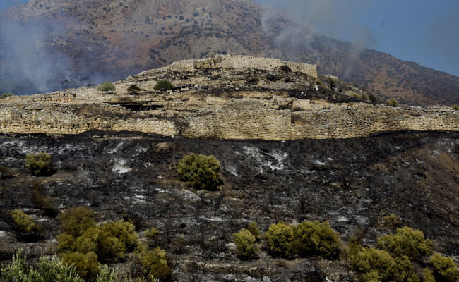 Wildfire Rages Near Greek Ruins Of Bronze Age Site Of Mycenae