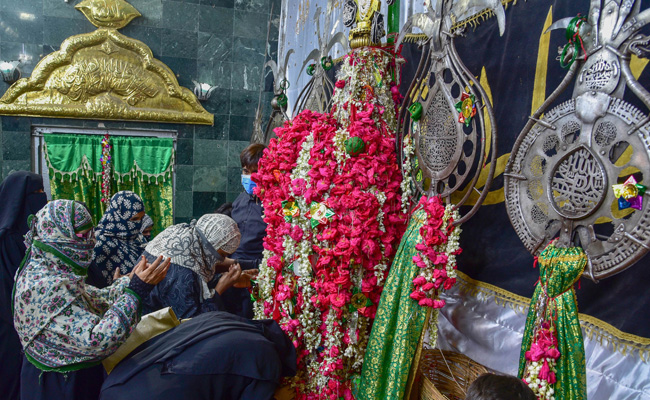 Muharram Procession In Srinagar Allowed After 3 Decades