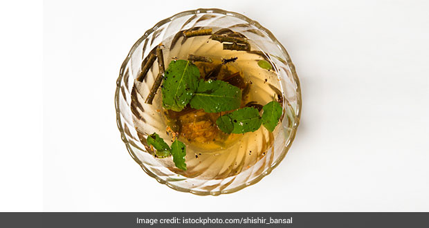 Immunity: This Tulsi-Ginger And Haldi Kadha May Soothe That Stubborn Cough And Cold