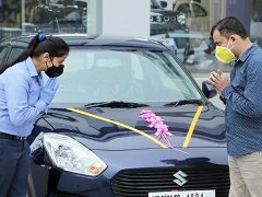 Passenger Vehicle Sales Rise 17% In July-September