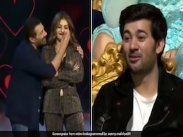 रवीना टंडन के साथ रोमांटिक डांस कर रहे थे सनी देओल, तभी बेटे ने स्टेज पर आकर किया कुछ ऐसा- Video हुआ Viral रवीना टंडन के साथ रोमांटिक डांस कर रहे थे सनी देओल, तभी बेटे ने स्टेज पर आकर किया कुछ ऐसा- Video हुआ Viral