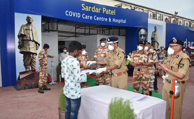 ITBP ने स्वस्थ हो चुके 161 लोगों को कोविड केयर सेंटर से डिस्चार्ज किया