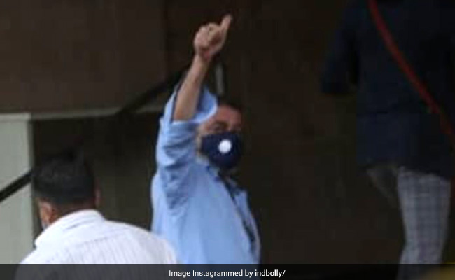 Sanjay Dutt Photographed Outside Kokilaben Hospital. See Pics
