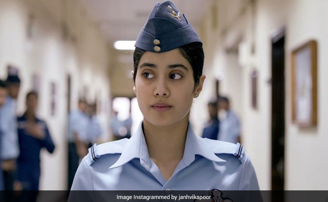 Janhvi Kapoor Shares "Best Memories" From The Sets Of <i>Gunjan Saxena: The Kargil Girl</i>