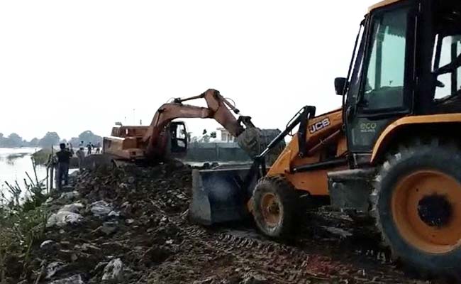 बिहार में फिर उद्घाटन से पहले टूटा पुल का अप्रोच रोड, CM आज ही करने वाले थे उद्घाटन