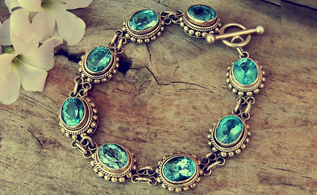 These 8 Sleek Bracelets Should Be Present In Your Jewellery Box