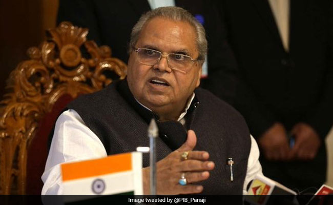 Probe Agency Searches 30 Premises Of Ex J&K Governor Satya Pal Malik In Corruption Case