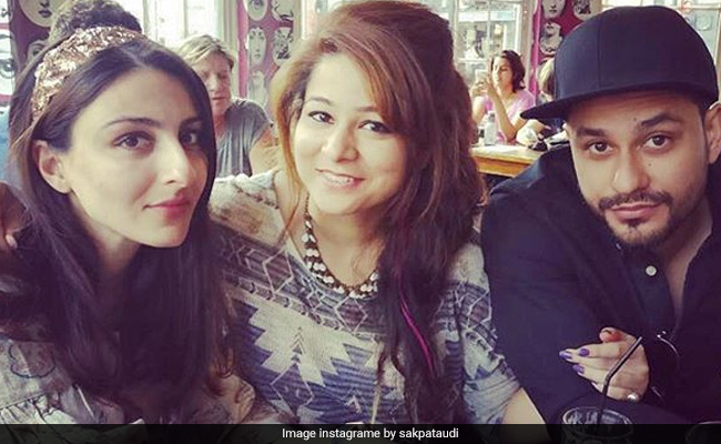Soha Ali Khan Sends "Virtual Love And Hugs" To Sister-In-Law Karishma Kemmu On Her Birthday