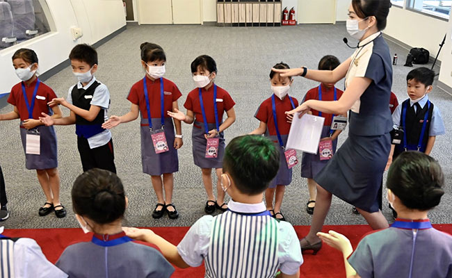 Taiwan Airlines Offer Sight-Seeing Flights During Pandemic