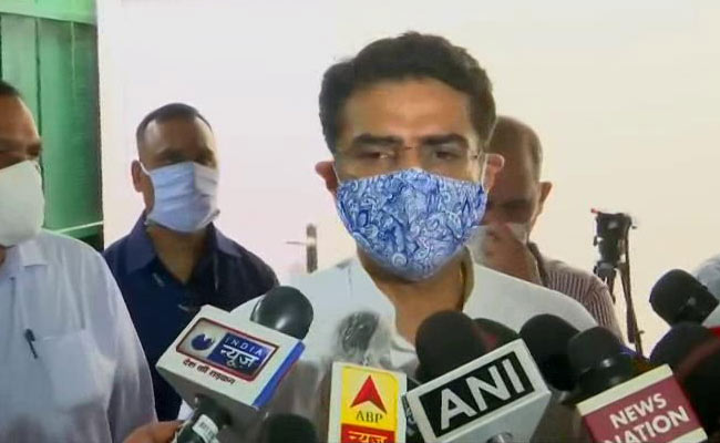 अशोक गहलोत की 'निकम्मा' टिप्पणी पर बोले सचिन पायलट, 'मेरे संस्कार ऐसी भाषा की इजाज़त नहीं देते'