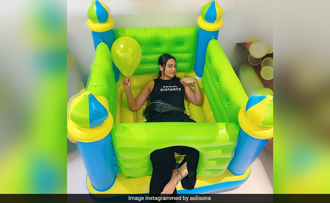 Sonakshi Sinha Has Been The "Queen" Of Her Castle Since Forever. See Pic