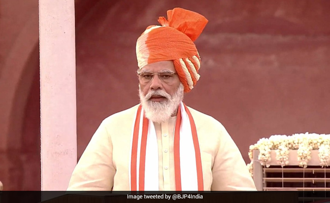 74th Independence Day: पीएम मोदी ने 2014 से 2020 तक, 15 अगस्त पर पहने इन रंगों के साफे