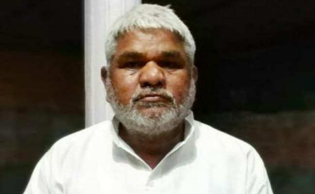 बीएचयू कोविड अस्पताल में घोर लापरवाही, अपने चिकित्सा अधिकारी का ही शव दूसरे शव से बदल दिया