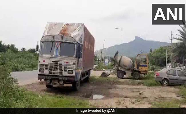 Smartphones Worth Around Rs 2 Crore Looted From Vehicle In Andhra Pradesh