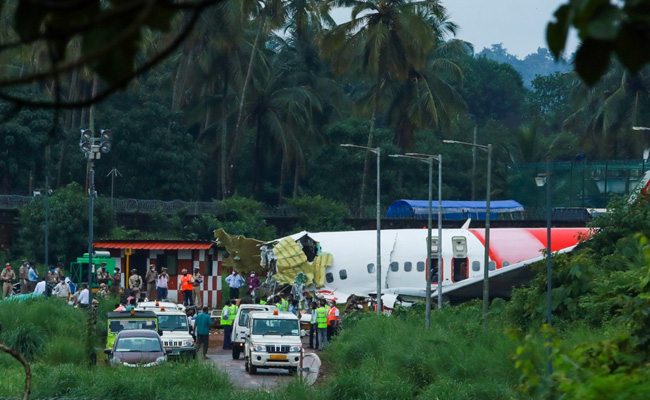 Aircraft Touched Down 1 Km Into Runway Before Crashing In Kerala: Sources