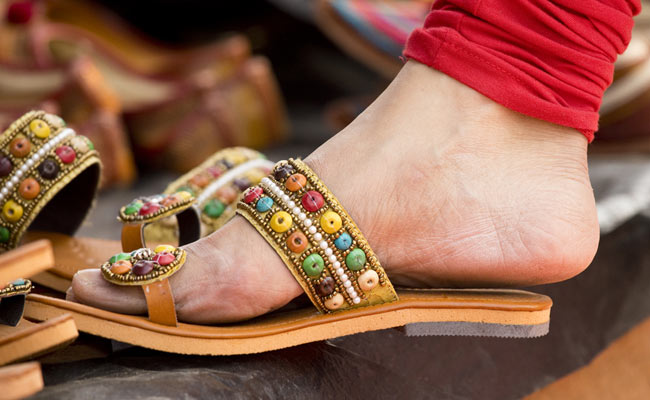 Take Over Ethnic Style With Chic Footwear From Flipkart Big Saving Day Sale