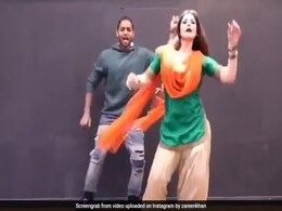 Zareen Khan ने 'लगदी लाहौर दी आ' पर किया धमाकेदार डांस, पटियाला सूट में एक्ट्रेस ने मचाया धमाल- देखें Video Zareen Khan ने 'लगदी लाहौर दी आ' पर किया धमाकेदार डांस, पटियाला सूट में एक्ट्रेस ने मचाया धमाल- देखें Video