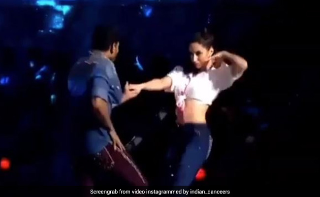 नोरा फतेही ने 'चुरा के दिल मेरा' गाने पर दी जबरदस्त परफॉर्मेंस, Video में शख्स के साथ रोमांटिक डांस करती आईं नजर