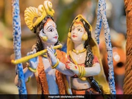 Happy Janmashtami 2021: श्री कृष्ण को पसंद हैं छप्पन भोग, जानें कौन से छप्पन आहार होते हैं शामिल Happy Janmashtami 2021: श्री कृष्ण को पसंद हैं छप्पन भोग, जानें कौन से छप्पन आहार होते हैं शामिल