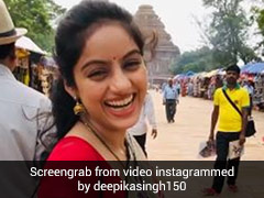 Deepika Singh ब्लू साड़ी और हाथ में सिंपल बैग लेकर पहुंचीं कोणार्क मंदिर, पब्लिक भी खा गई धोखा- देखें Video