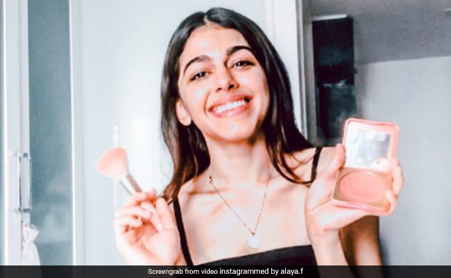 Everything You Wanted To Know About Alaya Furniturewalla In This Super Fun Video