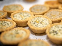 Easy Breakfast Recipe: Bread Cups Stuffed With Basil And Mushrooms Is A Must-Try Easy Breakfast Recipe: Bread Cups Stuffed With Basil And Mushrooms Is A Must-Try