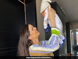 Natasa Stankovic ने शेयर की बेटे के साथ Photos, अली गोनी ने यूं दिया रिएक्शन Natasa Stankovic ने शेयर की बेटे के साथ Photos, अली गोनी ने यूं दिया रिएक्शन