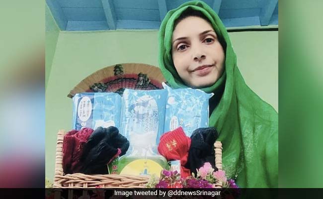 Kashmiri Woman Provides Free Sanitary Napkins To Needy Amid Lockdown