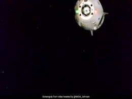 धरती पर लौट रहा SpaceX Crew Dragon, फ्लोरिडा में तूफान की चेतावनी के बावजूद शुरू की अपनी यात्रा धरती पर लौट रहा SpaceX Crew Dragon, फ्लोरिडा में तूफान की चेतावनी के बावजूद शुरू की अपनी यात्रा