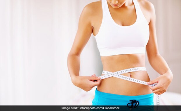 Melt belly fat with these no-equipment exercises that target your abs
