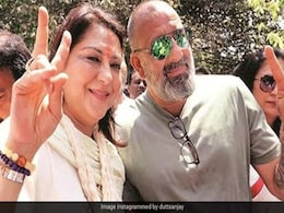 Sanjay Dutt Writes Emotional Note For Sister Priya Dutt On Her Birthday Sanjay Dutt Writes Emotional Note For Sister Priya Dutt On Her Birthday