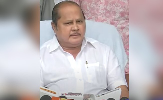 द्रमुक से निकाले गए विधायक का दावा, DMK छोड़ेंगे कई नेता