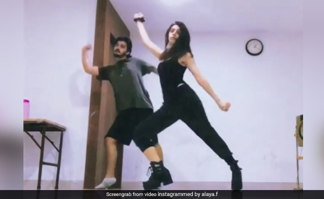 Alaya Furniturewalla Is Busy "Setting Goals On Instagram." See Her Post