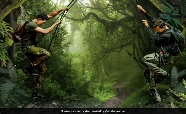 Man Vs Wild: बेयर ग्रिल्स के साथ एडवेंचर की दुनिया का हिस्सा बने अक्षय कुमार, देखें Video