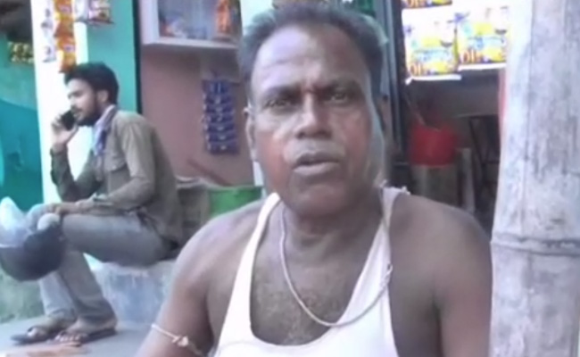 दरभंगा में बाढ़:  शहर के लोग वाहनों की जगह नाव खरीद रहे, सरकार नहीं ले रही सुध