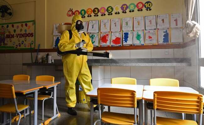 कोरोना वायरस : न्यूयॉर्क में स्कूल फिर खोले गए