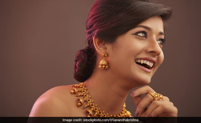 Amazon Freedom Sale: Pick Stunning Traditional Jewellery For Up To 70% Off